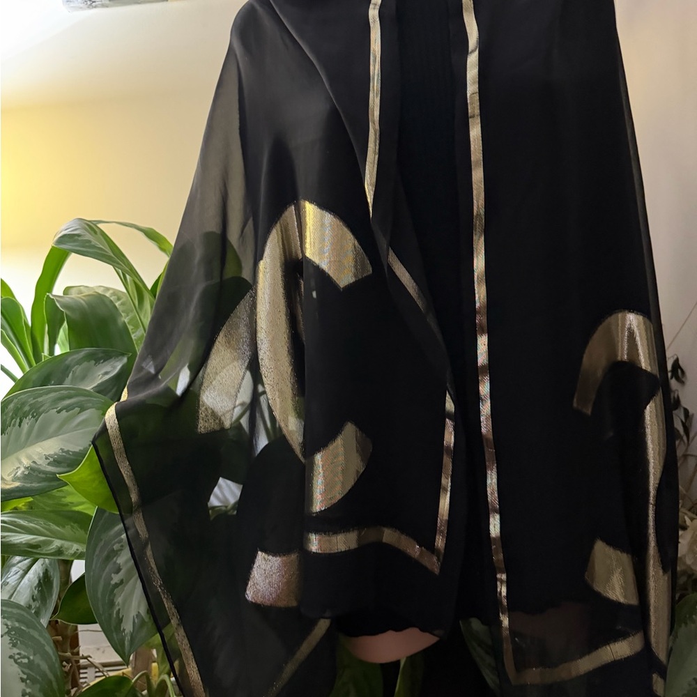 Chanel Luxurious Black and Gold Scarf. - Picture 2 of 13